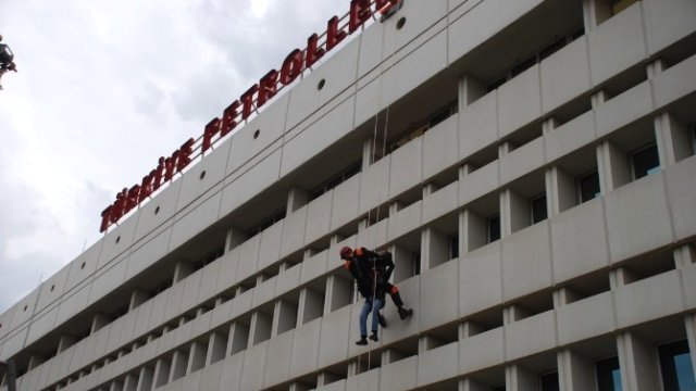 batman-da-gercegi-aratmayan-tatbikat-8220948_x_o[1]